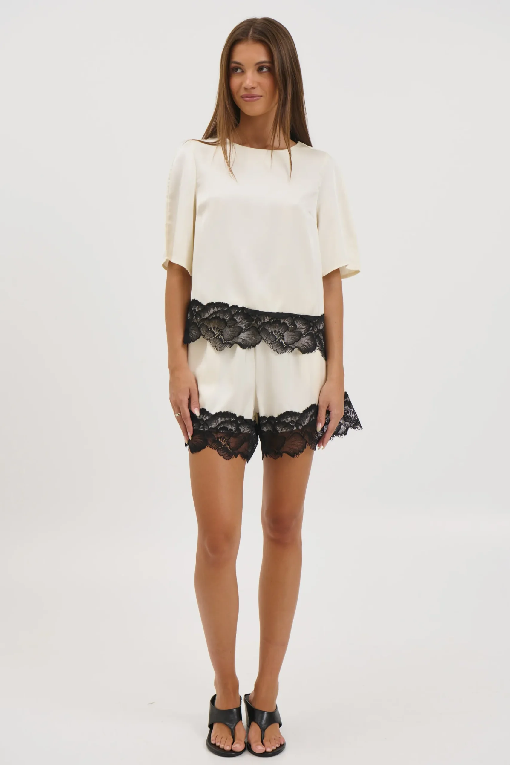 Alias Lace Trim Short White