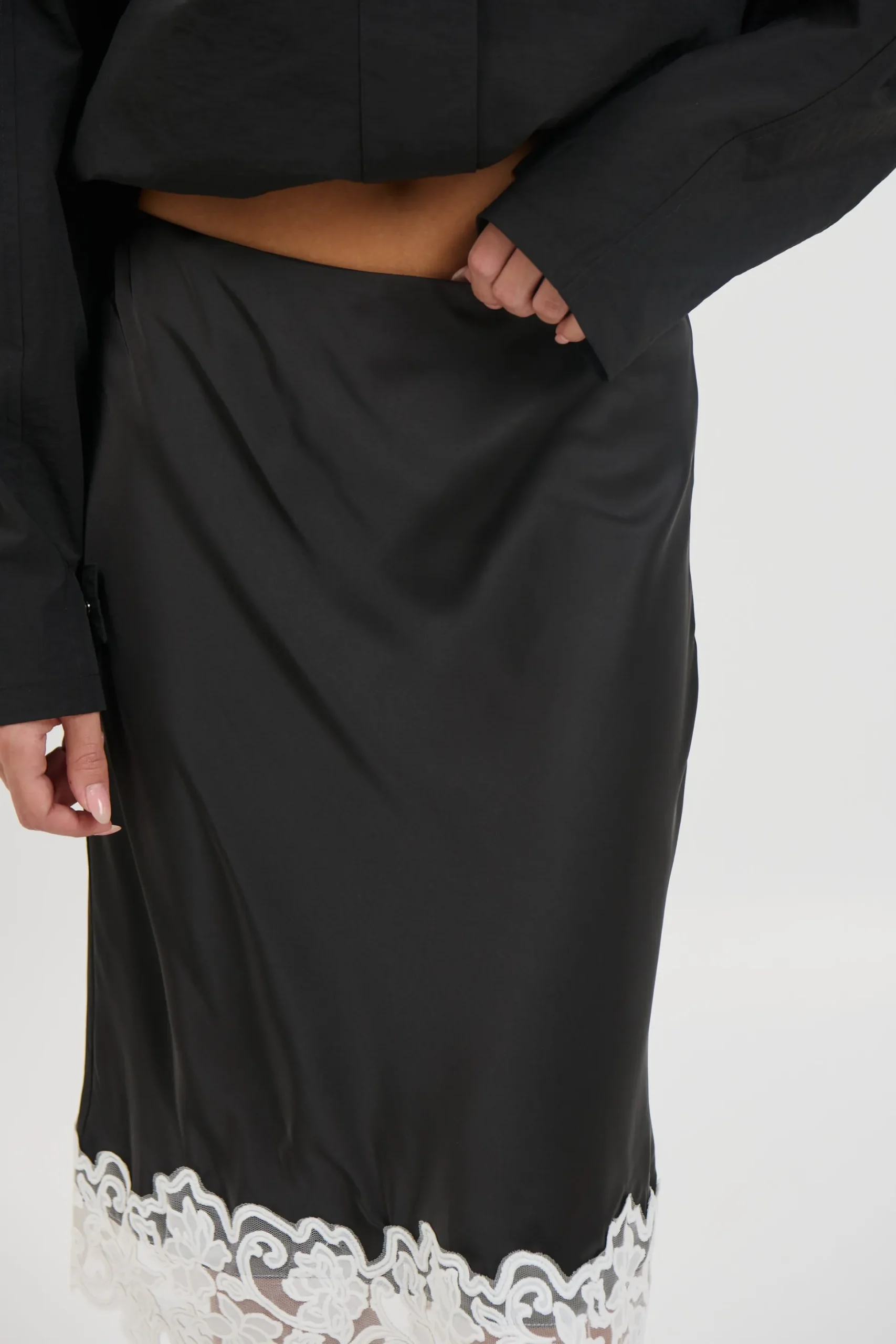 Anchored Midi Skirt Noir