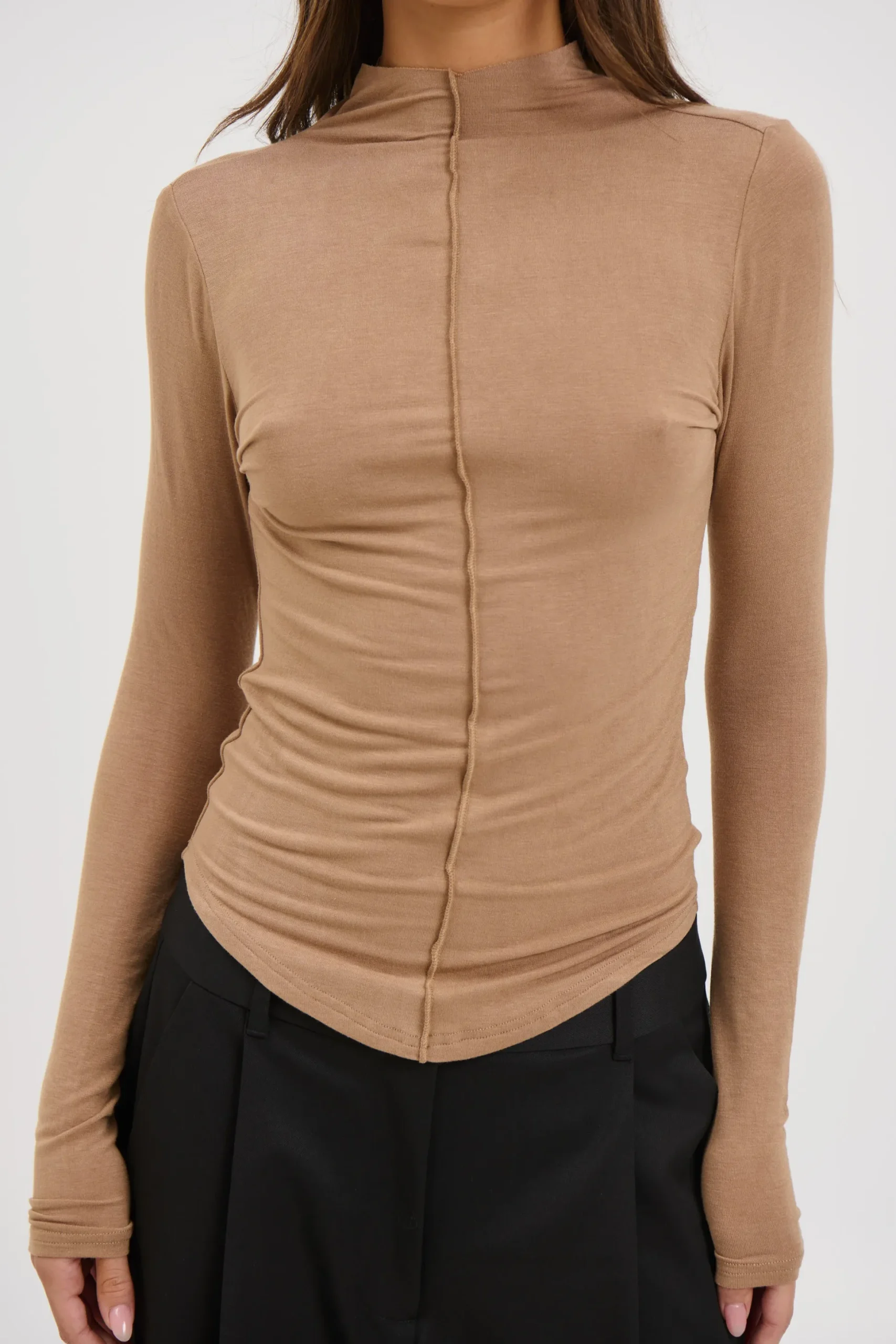 Anisa Turtle Neck Walnut