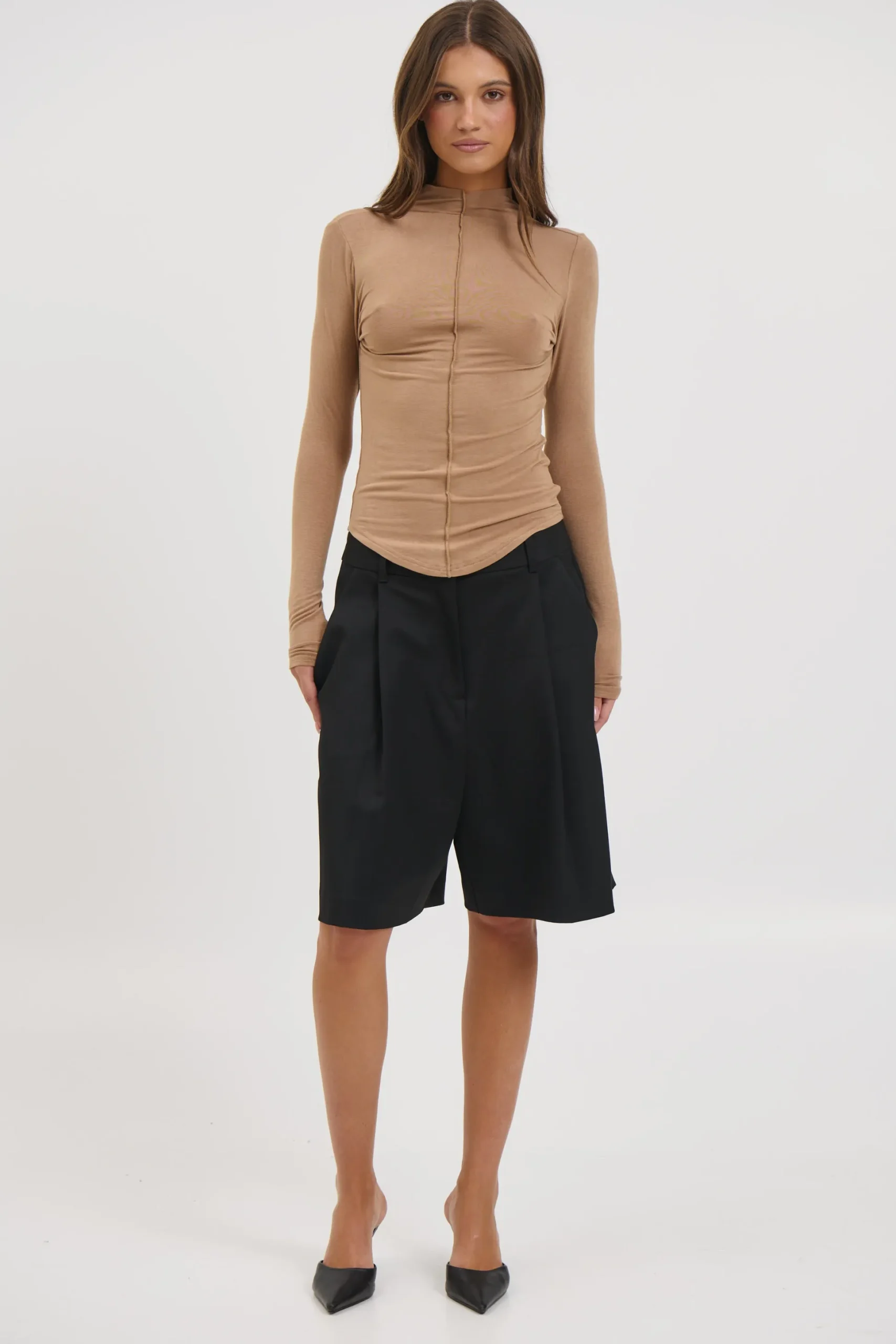 Anisa Turtle Neck Walnut