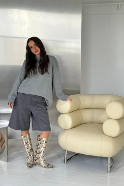 Brooks Bermuda Short Charcoal