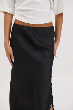 Chantily Skirt Black
