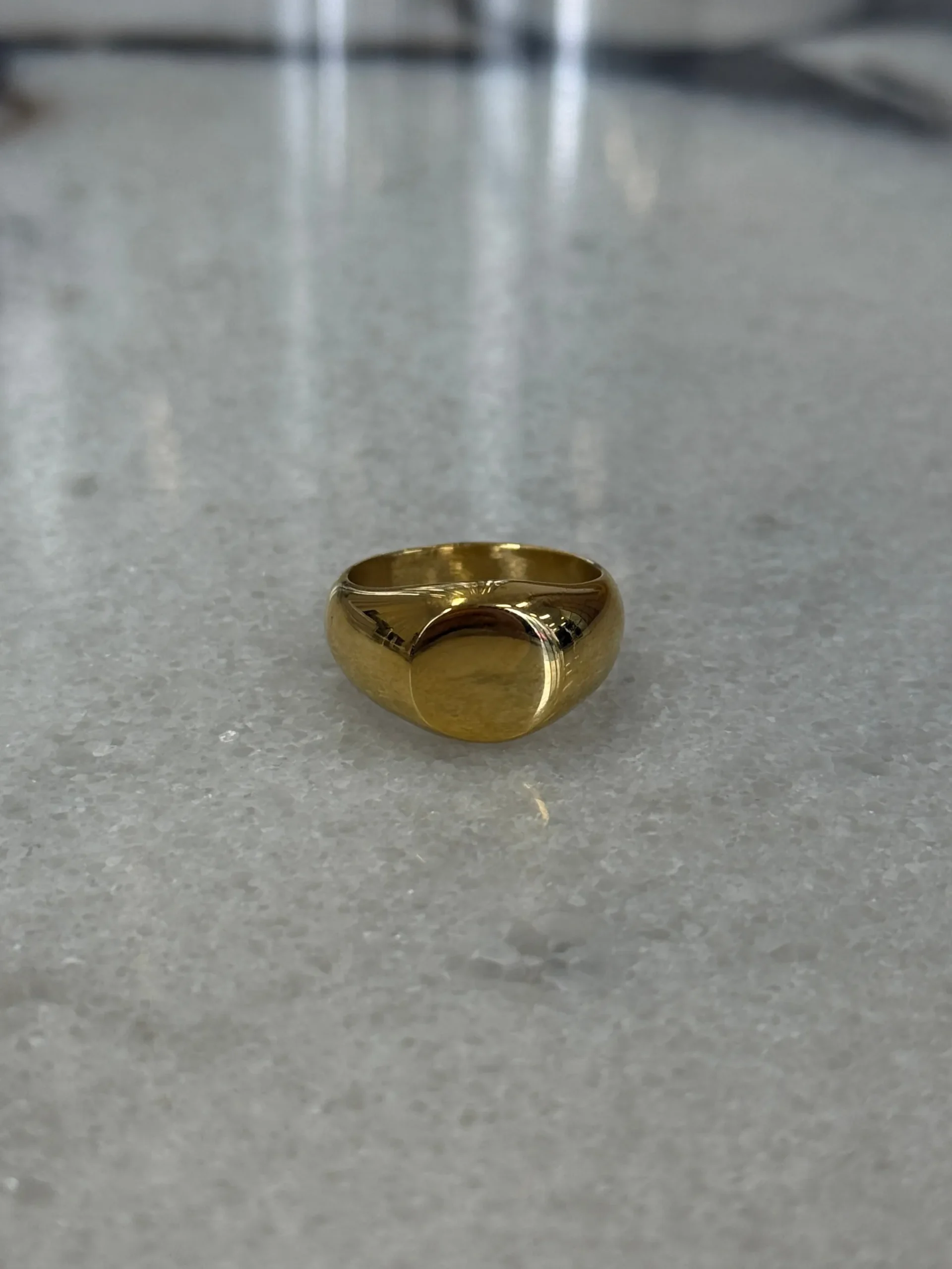 Dome Signet Ring Gold