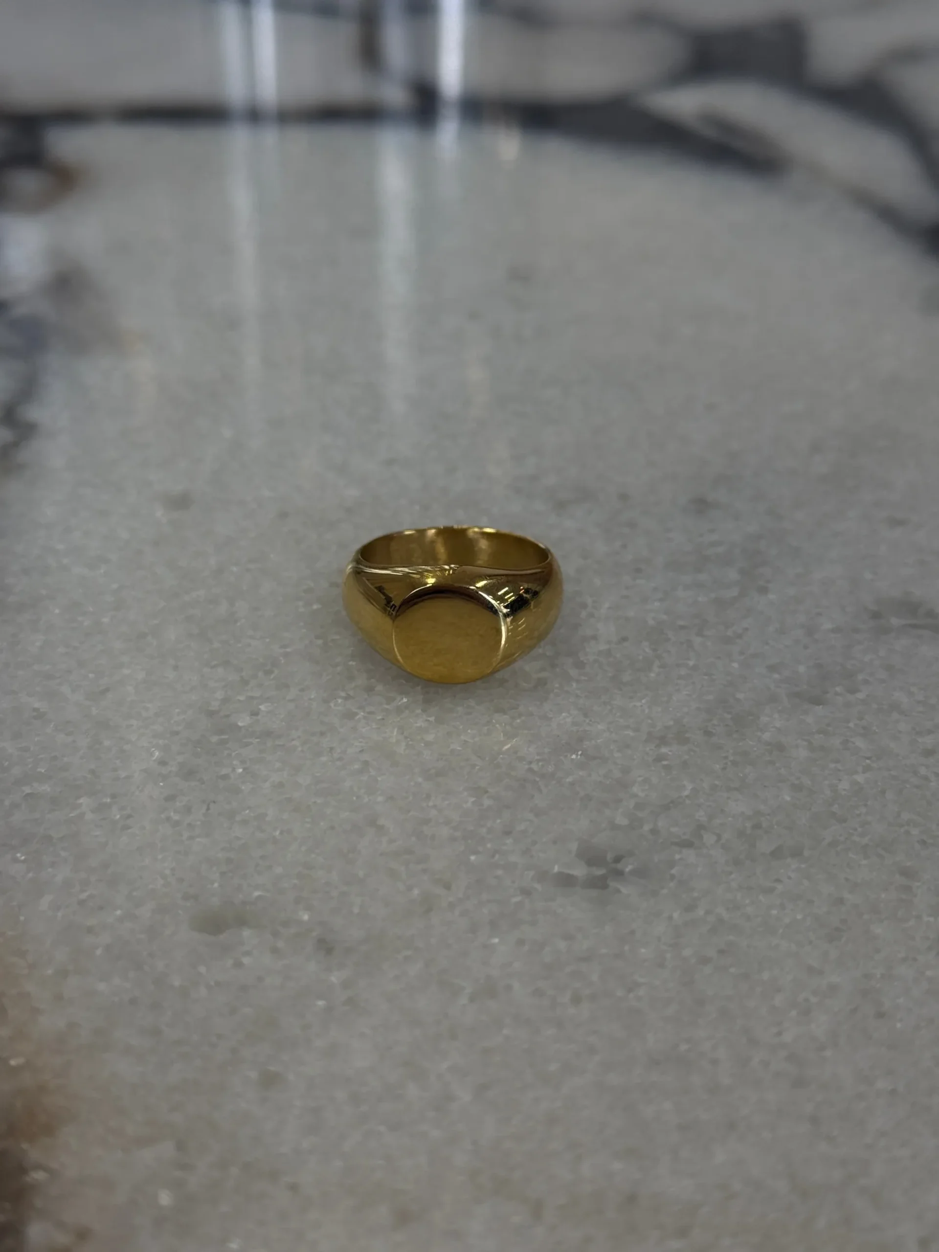 Dome Signet Ring Gold