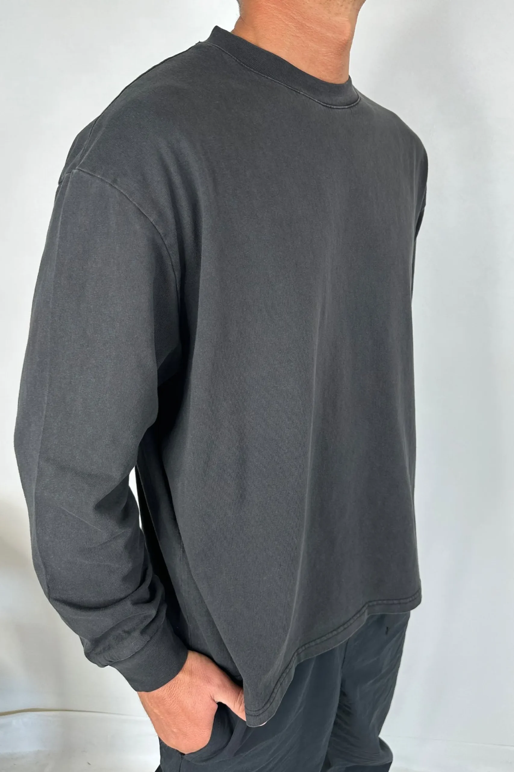 Enzyme Wash Long Sleeve Charcoal