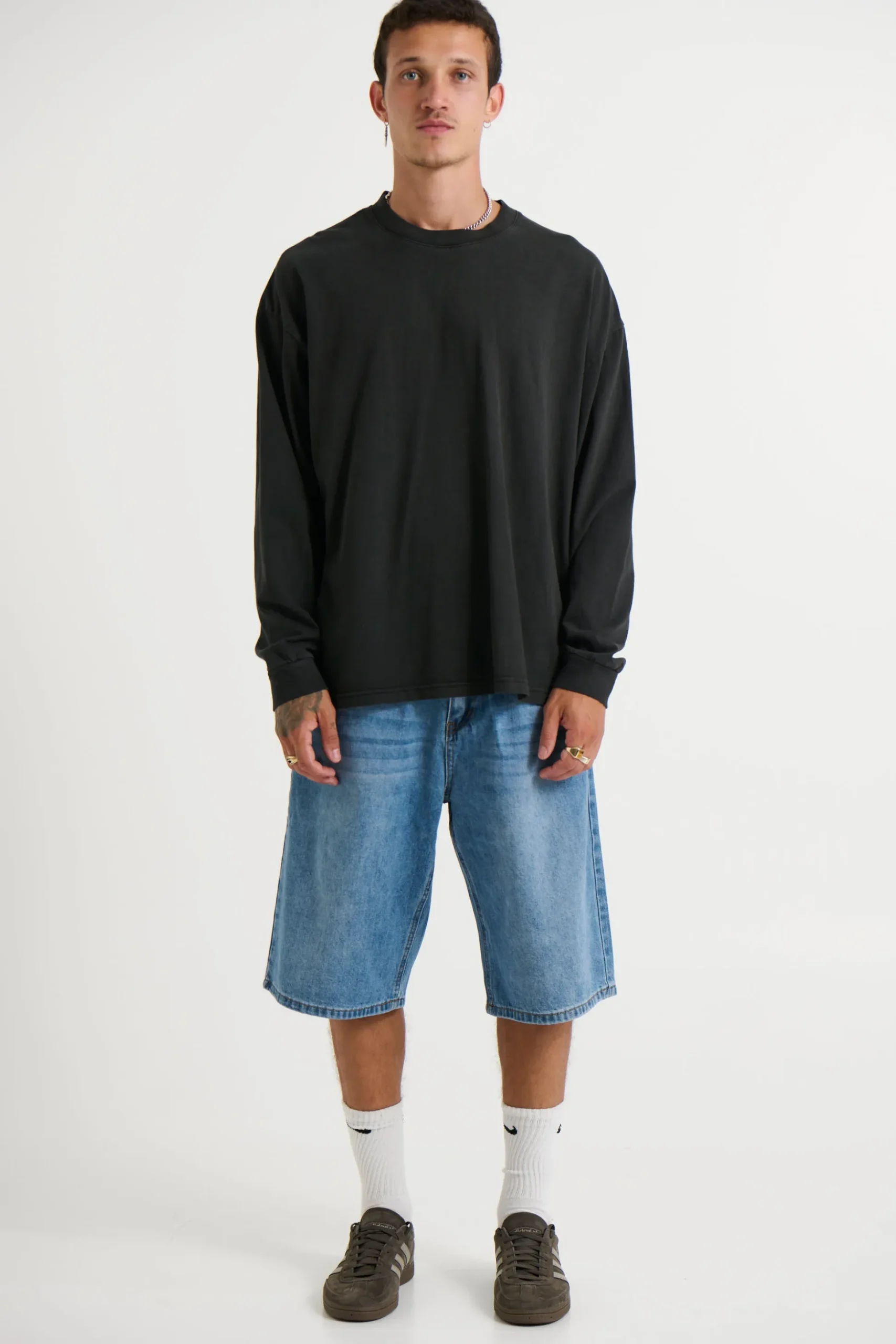 Enzyme Wash Long Sleeve Charcoal