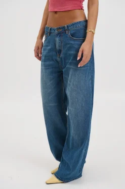 Evolve Jean Mid Blue