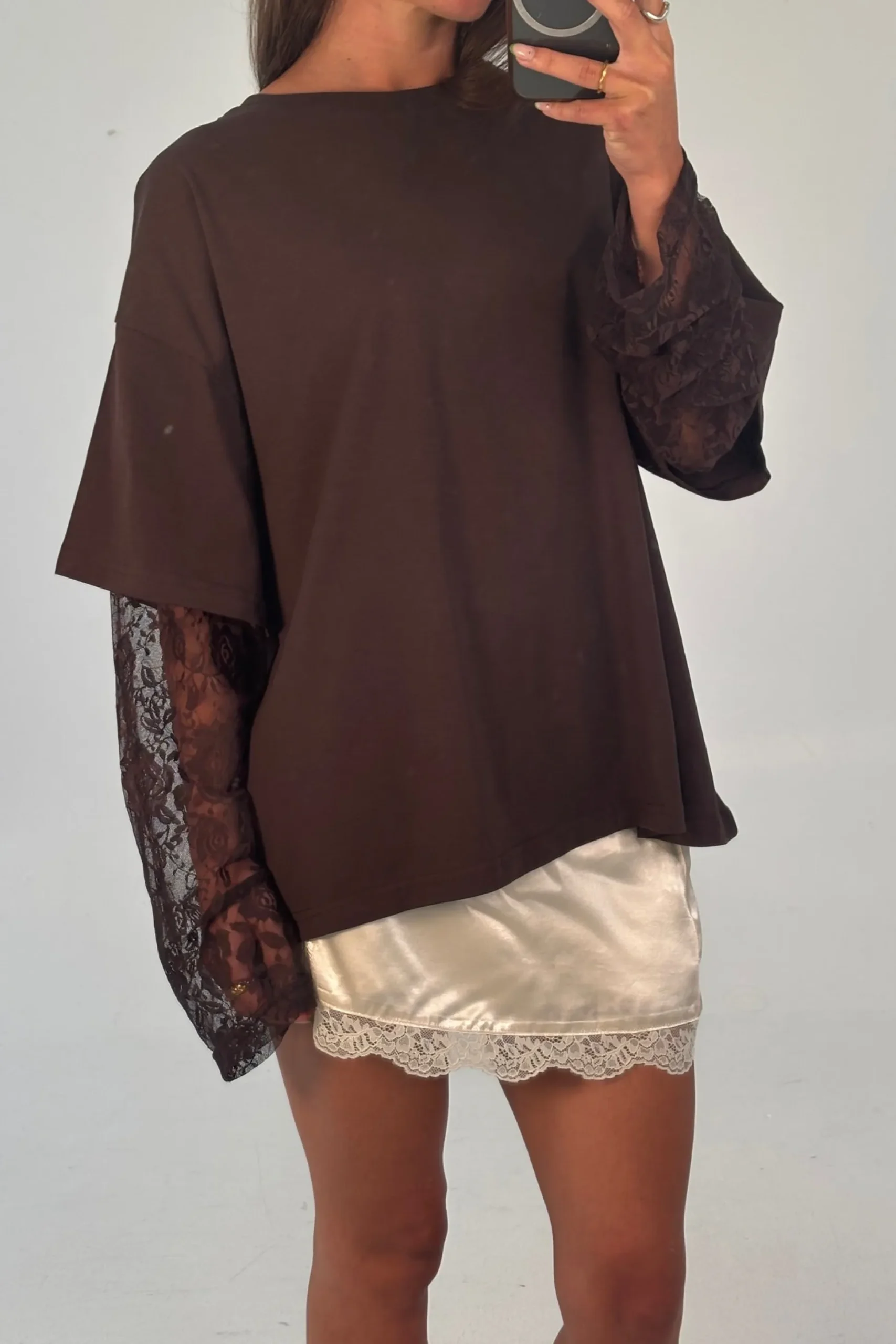 Francesca Lace Tee Chocolate