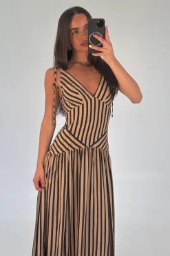 Hadley Maxi Dress Mocha