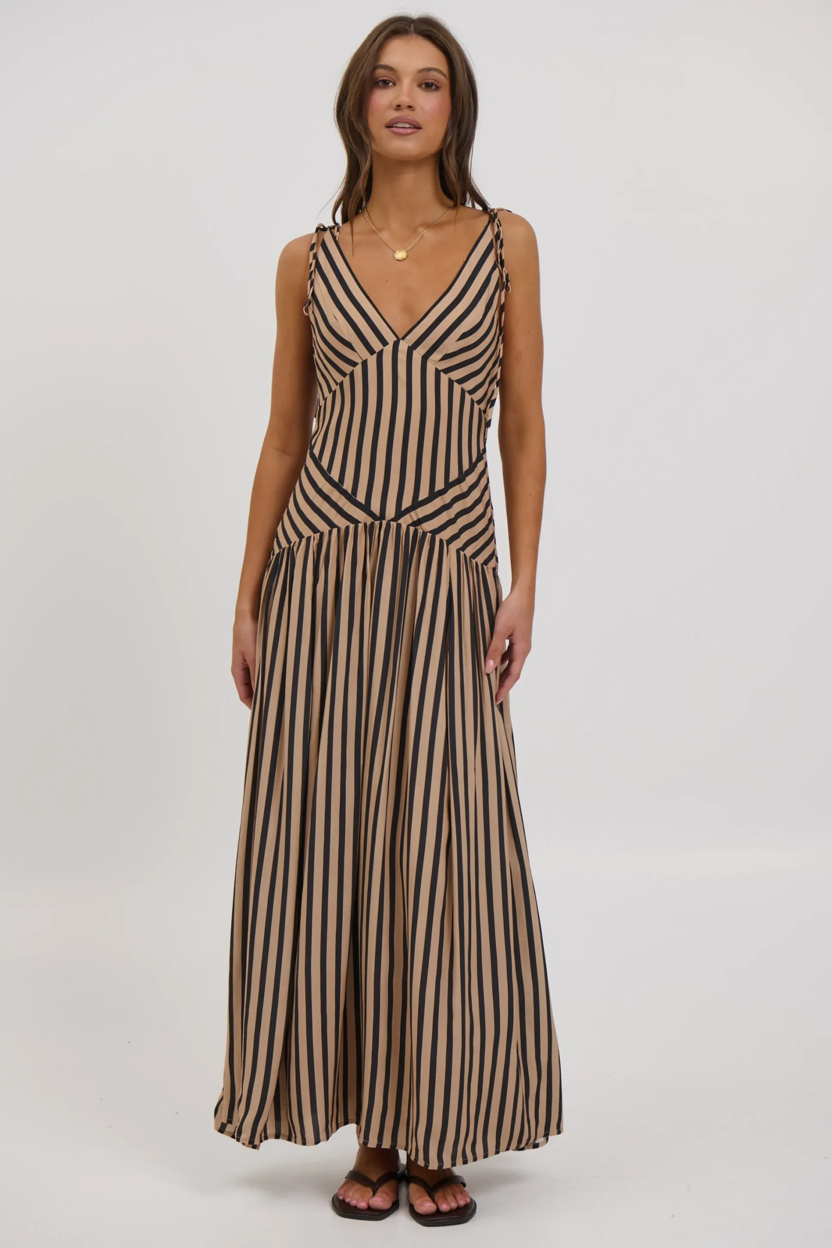 Hadley Maxi Dress Mocha