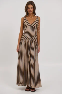 Hadley Maxi Dress Mocha