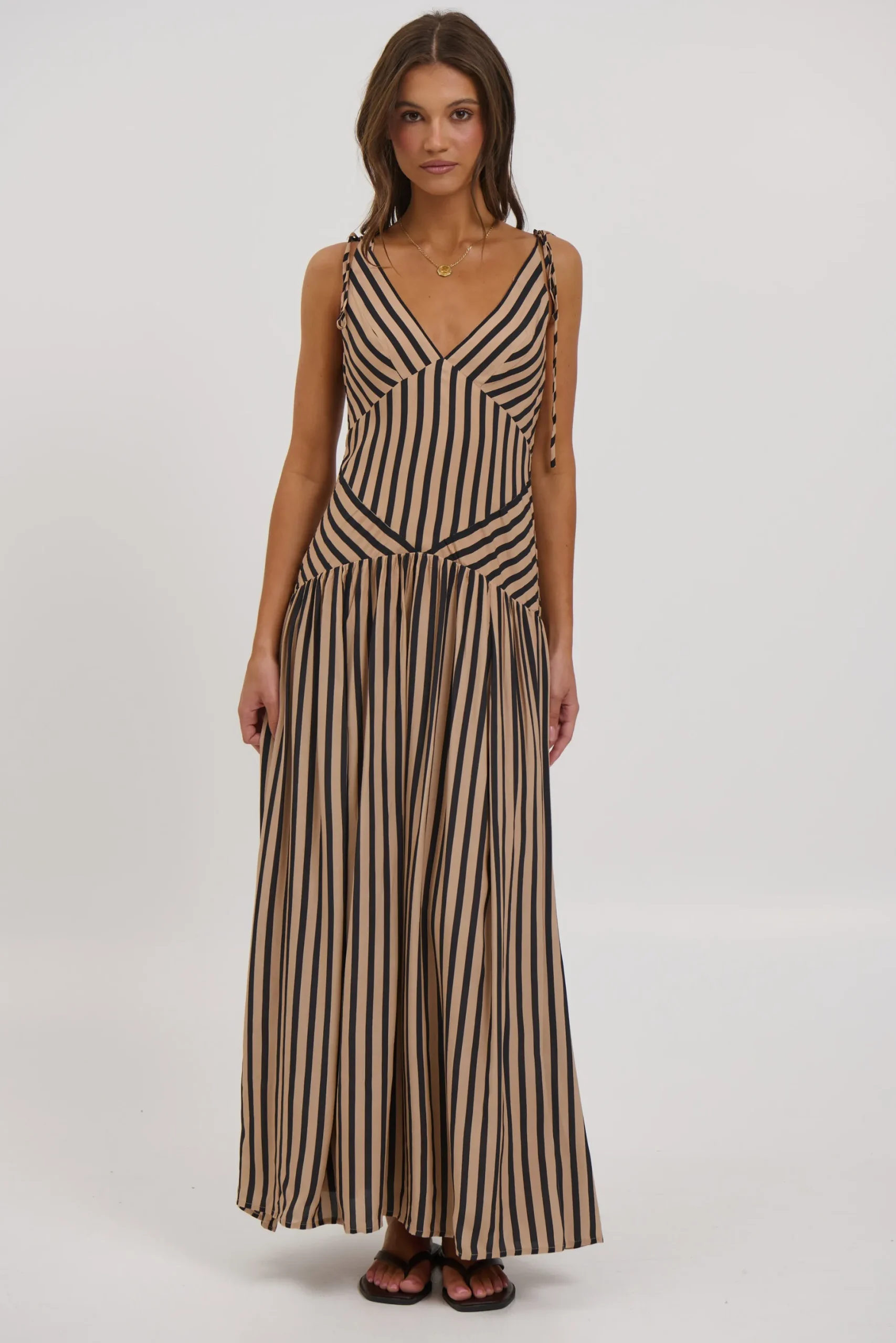 Hadley Maxi Dress Mocha