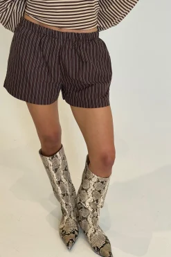 Hallie Short Chocolate