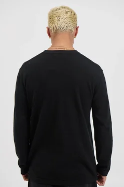 Jackson Fitted Henley Black