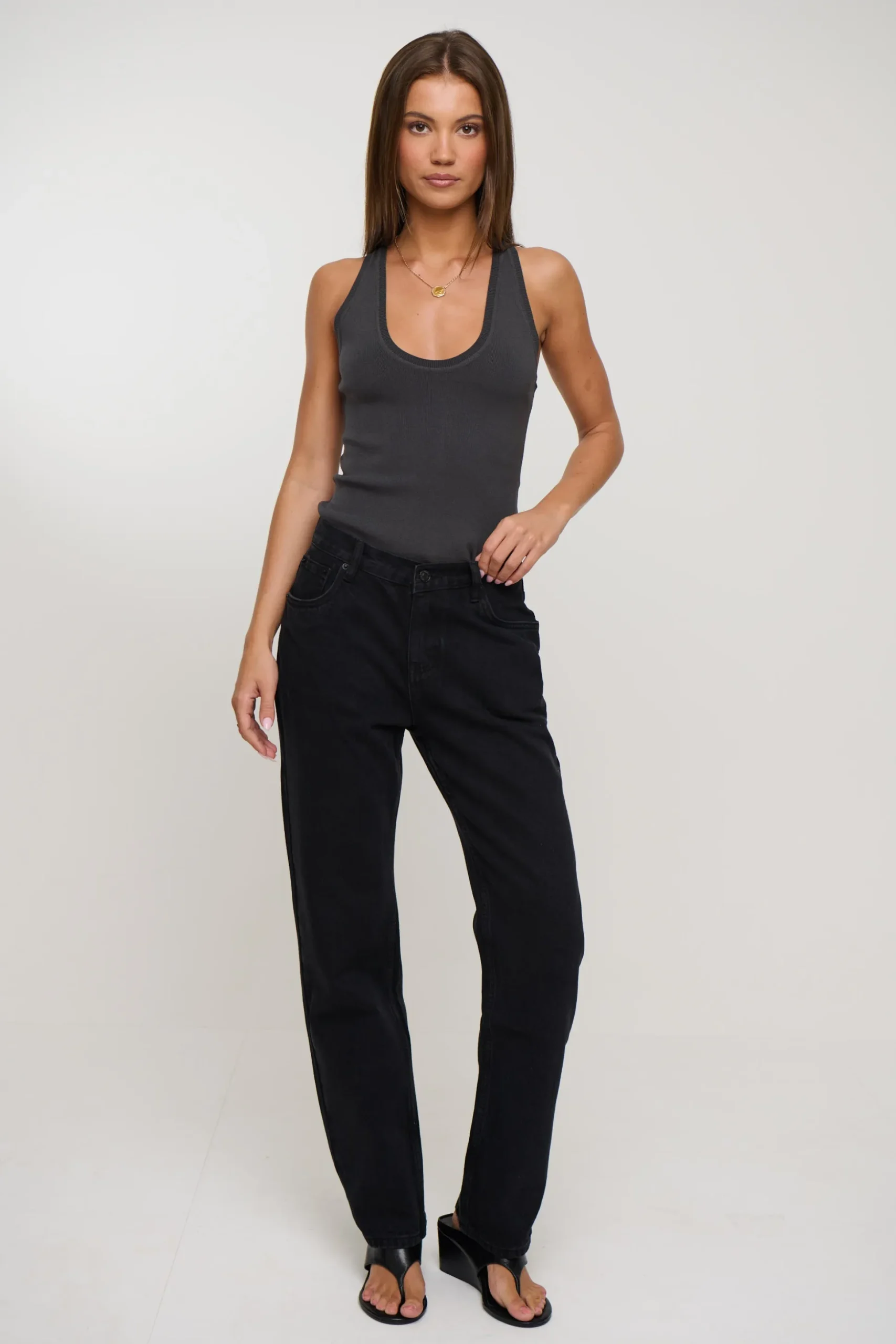 Julia Jean Backstage Black