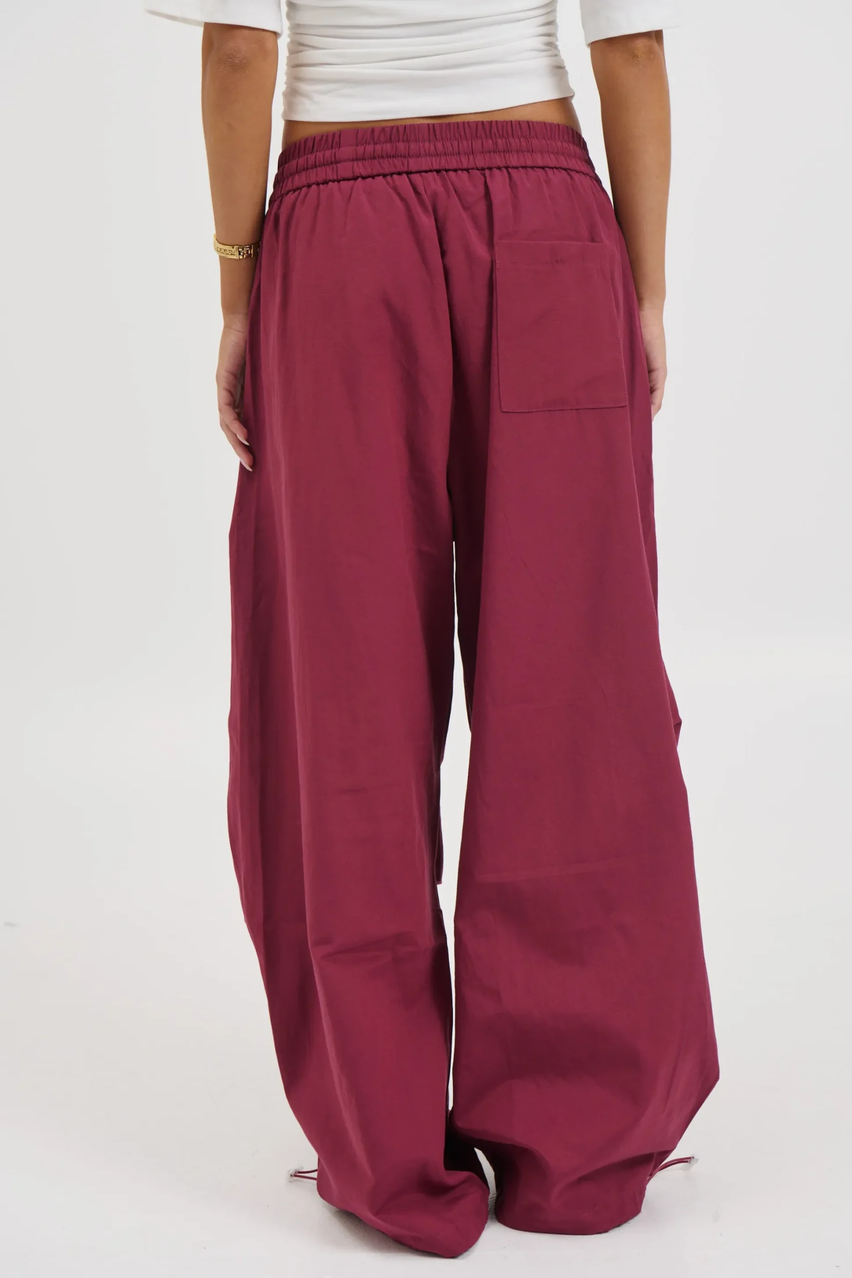Lavinia Pant Wine