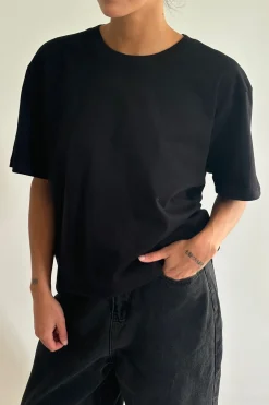 Lily Classic Tee Black