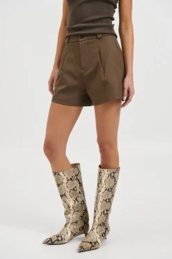 Luella Short Chocolate