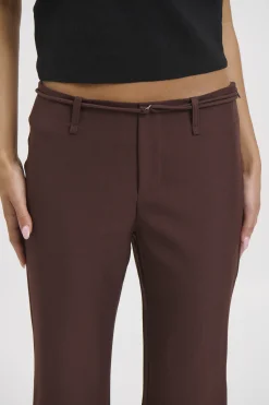 Nardia Capri Pant Chocolate
