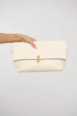 Novie Clutch White