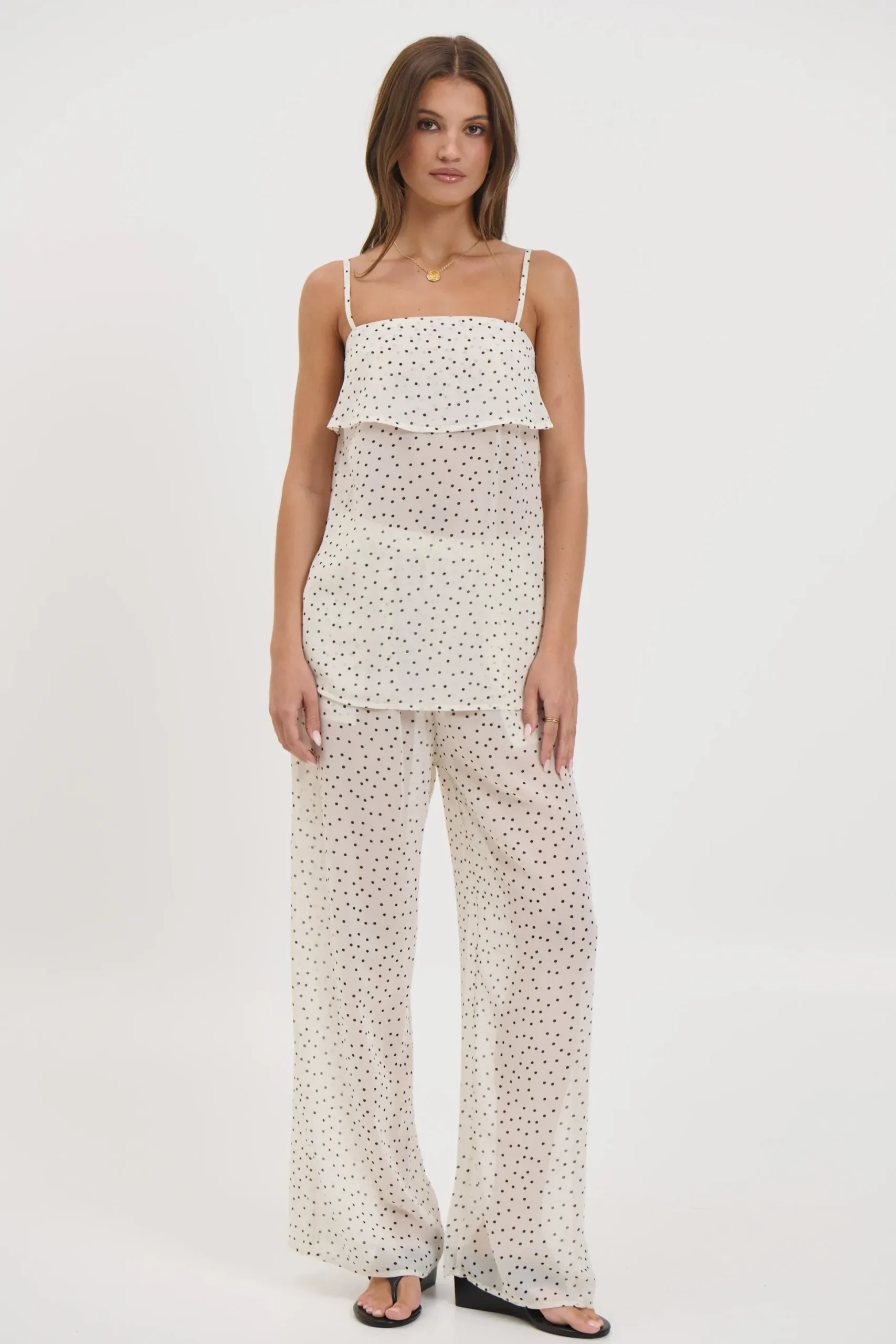 Oaklynn Sheer Set Cream