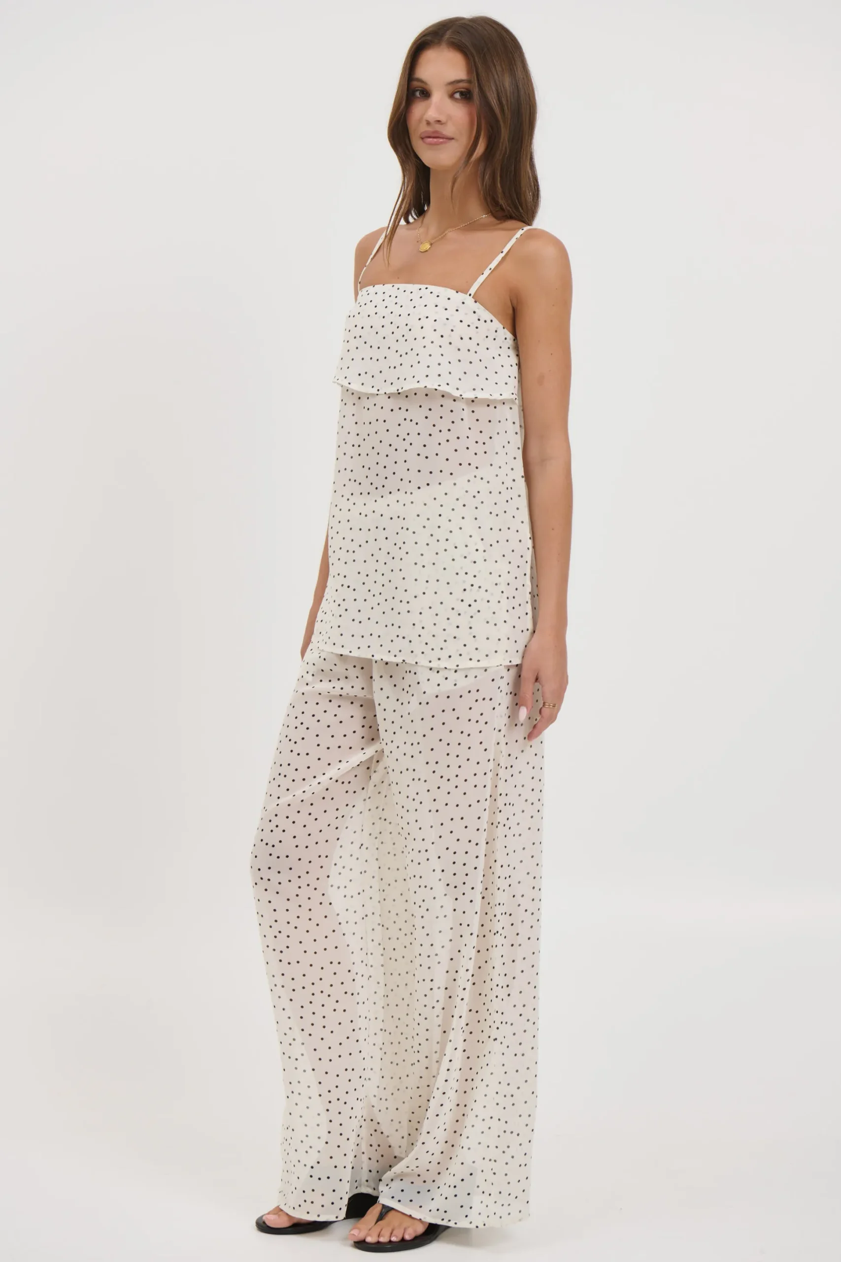 Oaklynn Sheer Set Cream