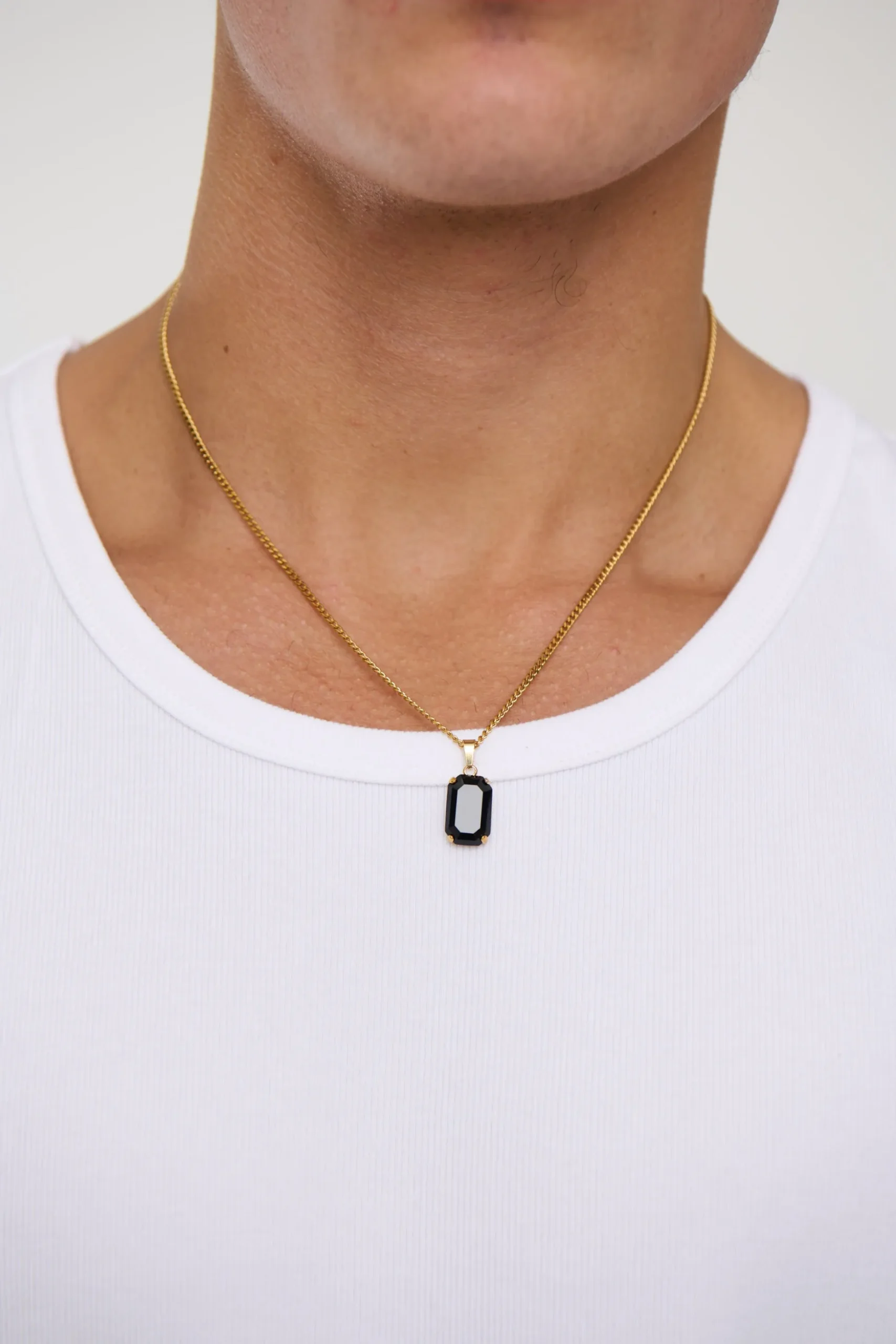 Pendant Chain Necklace Gold