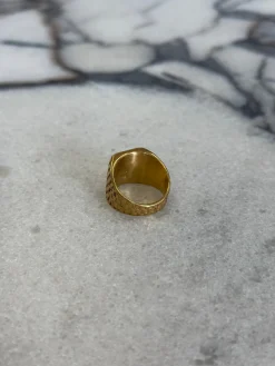 Rectangle Signet Ring Gold