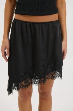 Sammi Lace Mini Skirt Black