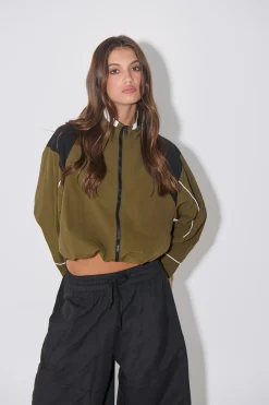 Shoreline Windbreaker Safari