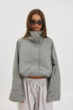 Shoreline Windbreaker Silver