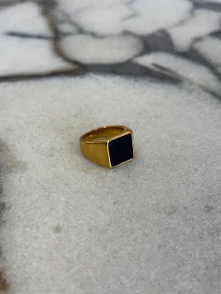 Statement Signet Ring Gold