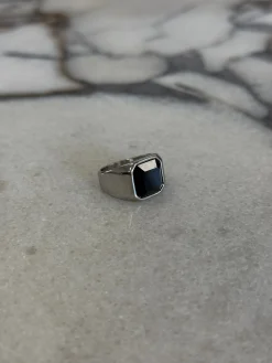 Stone Signet Ring Black/Silver