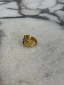 Stone Signet Ring Gold