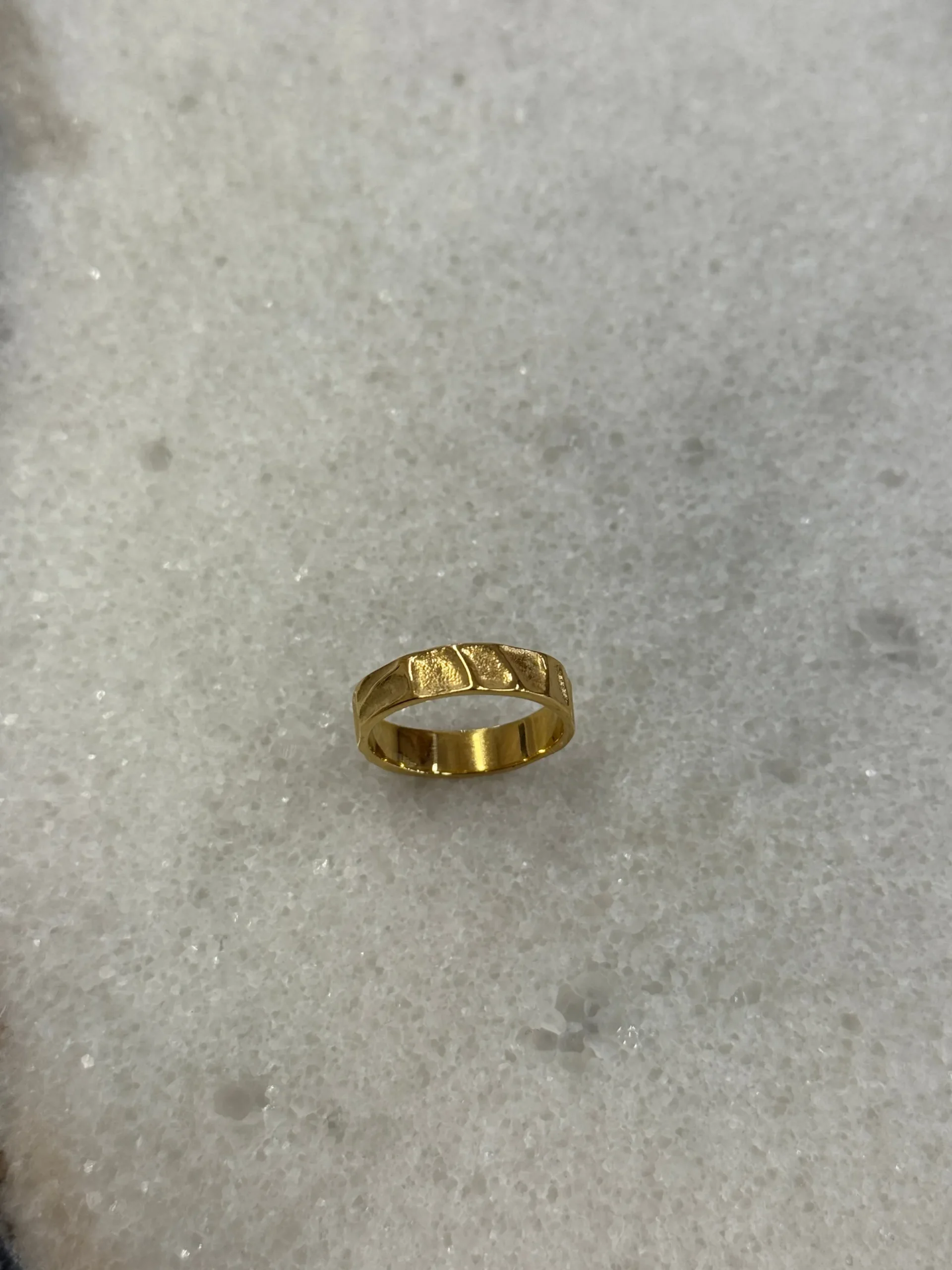 Texture Ring Gold