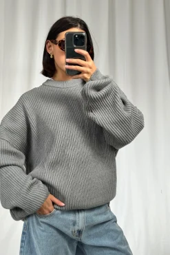Unisex Drop Sleeve Heavy Knit Light Grey