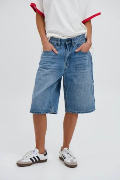 Unisex Flint Baggy Denim Jort Mid Blue