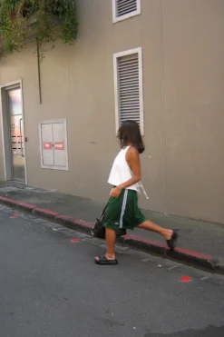 Unisex Julian Mesh Short Emerald