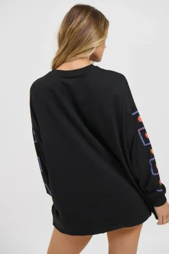 Wandering Hearts Top Black