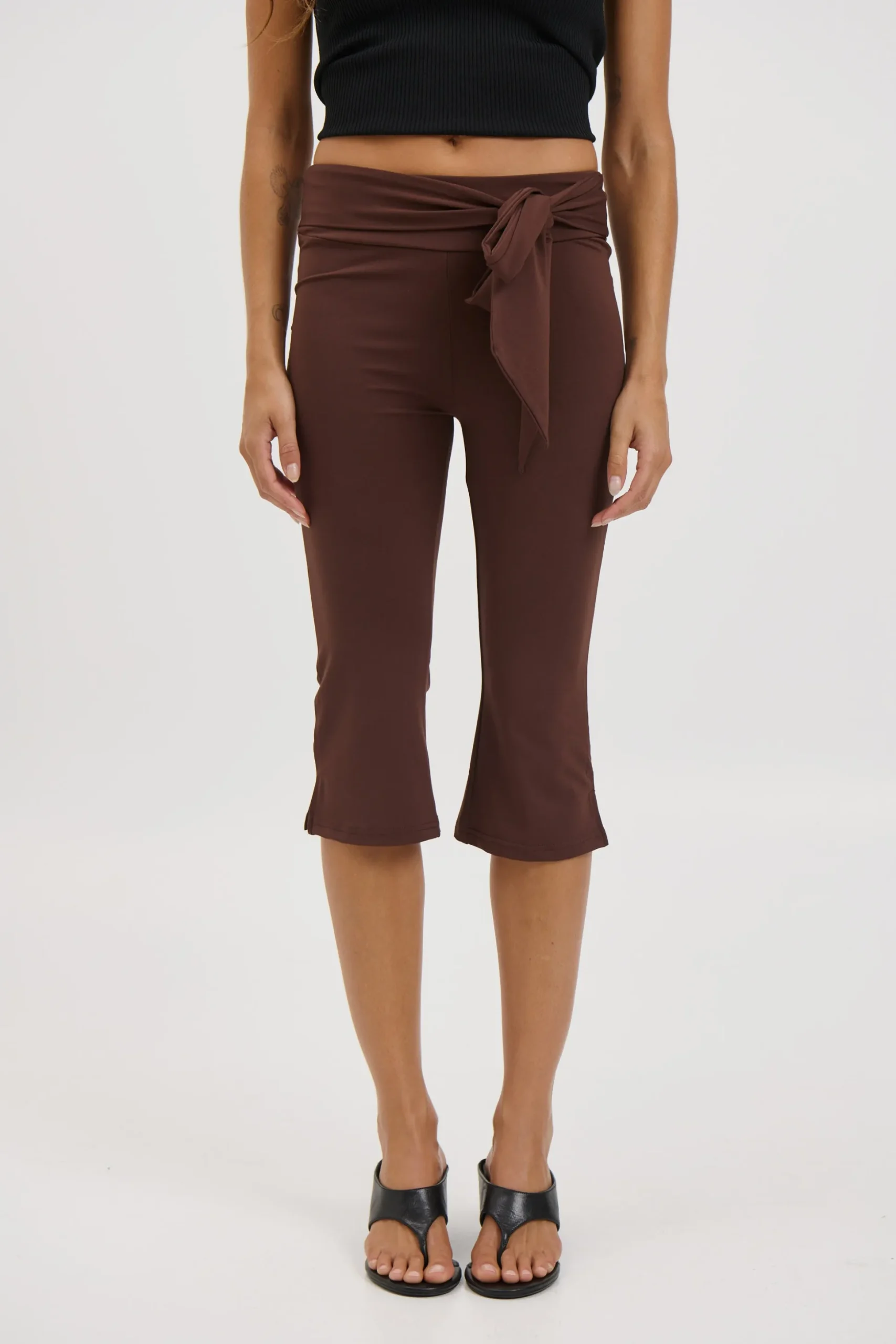 Winona Capri Chocolate