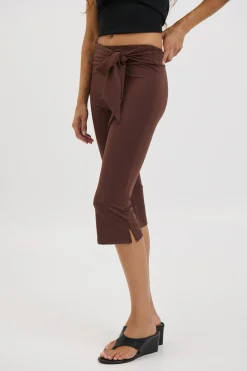 Winona Capri Chocolate