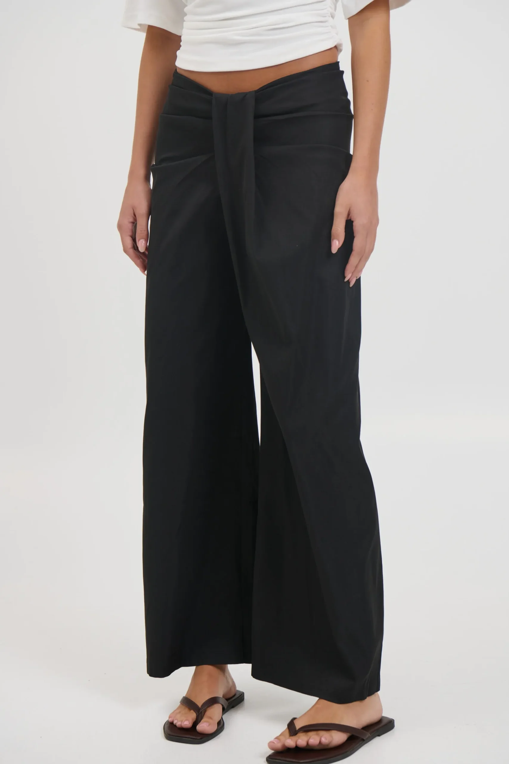 Zaya Pant Black